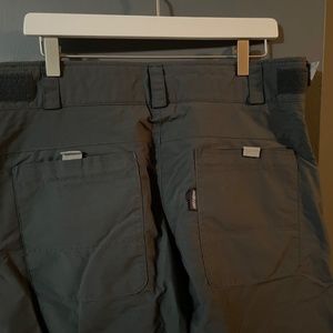 Burton Ski/ Snowboard pants- Large